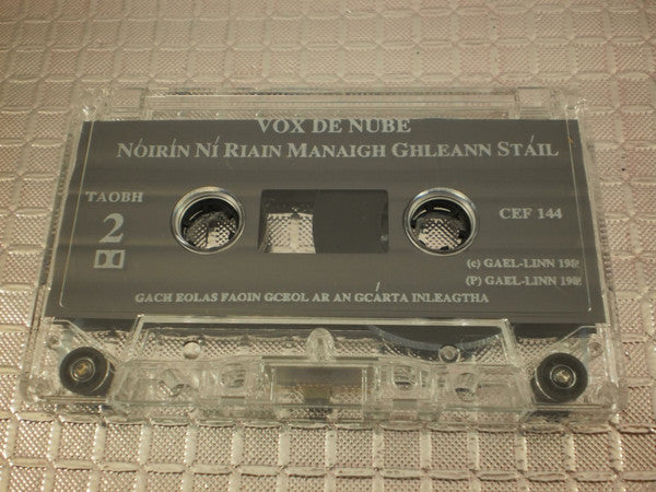 Noirin Ni Riain with The Monks of Glenstal Abbey : Vox De Nube (Cass, Album)