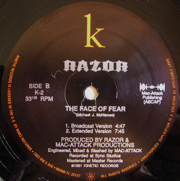 Razor (11) : Give Me A Sign / The Face Of Fear (12")