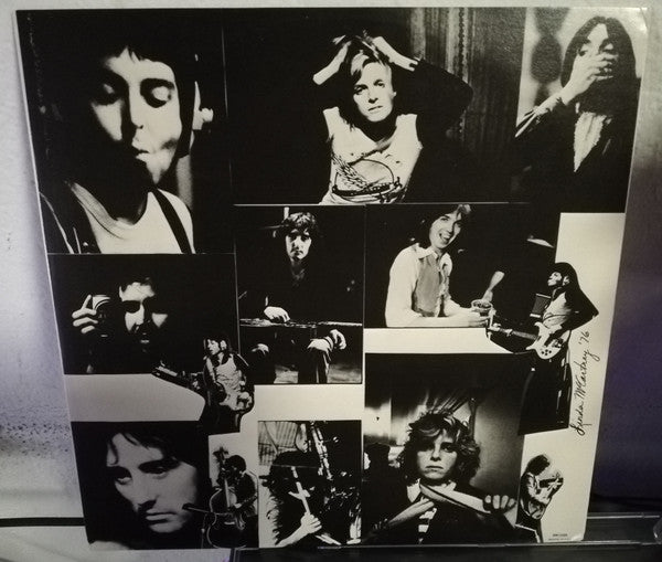 Wings (2) : Wings At The Speed Of Sound (LP, Album, Win)