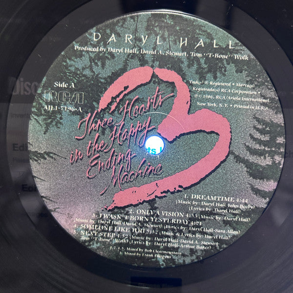 Daryl Hall : Three Hearts In The Happy Ending Machine (LP, Album, Tra)