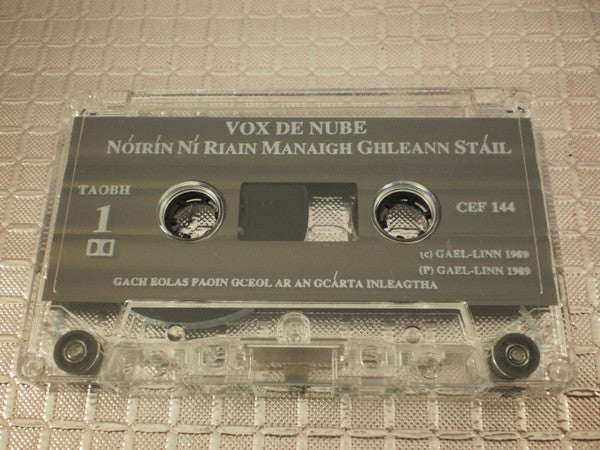 Noirin Ni Riain with The Monks of Glenstal Abbey : Vox De Nube (Cass, Album)
